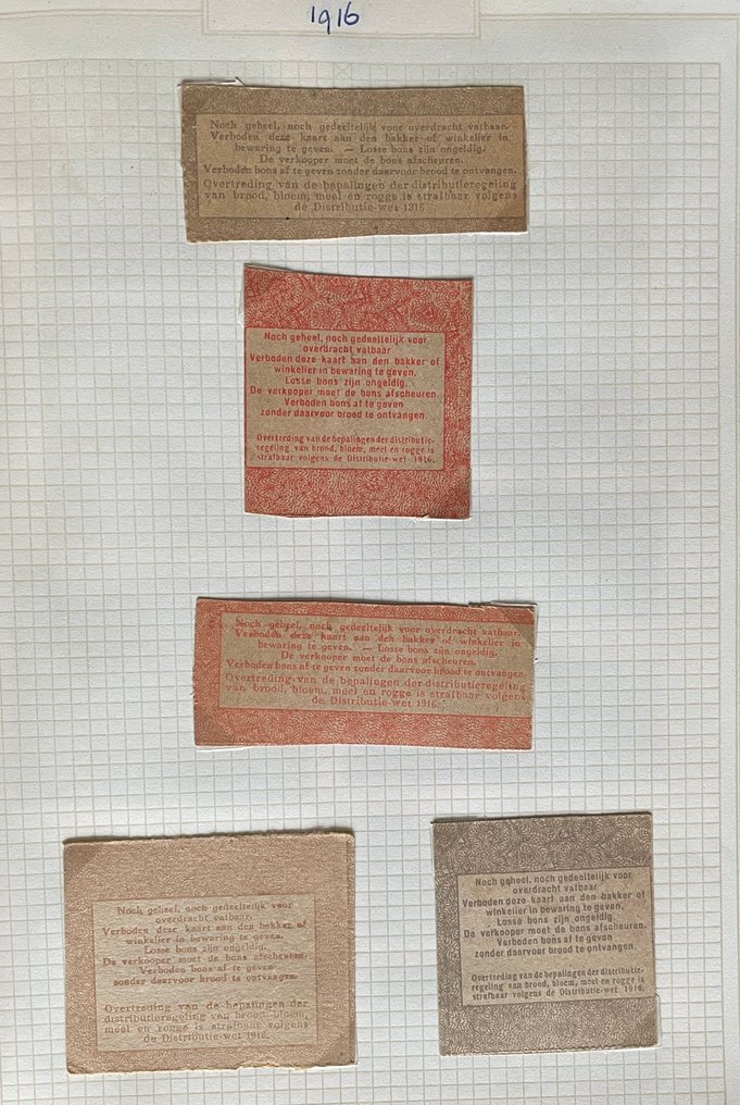 主題系列 - 装满了约50页的相册，里面有几百张来自第一次世界大战的奖券。 #1.0