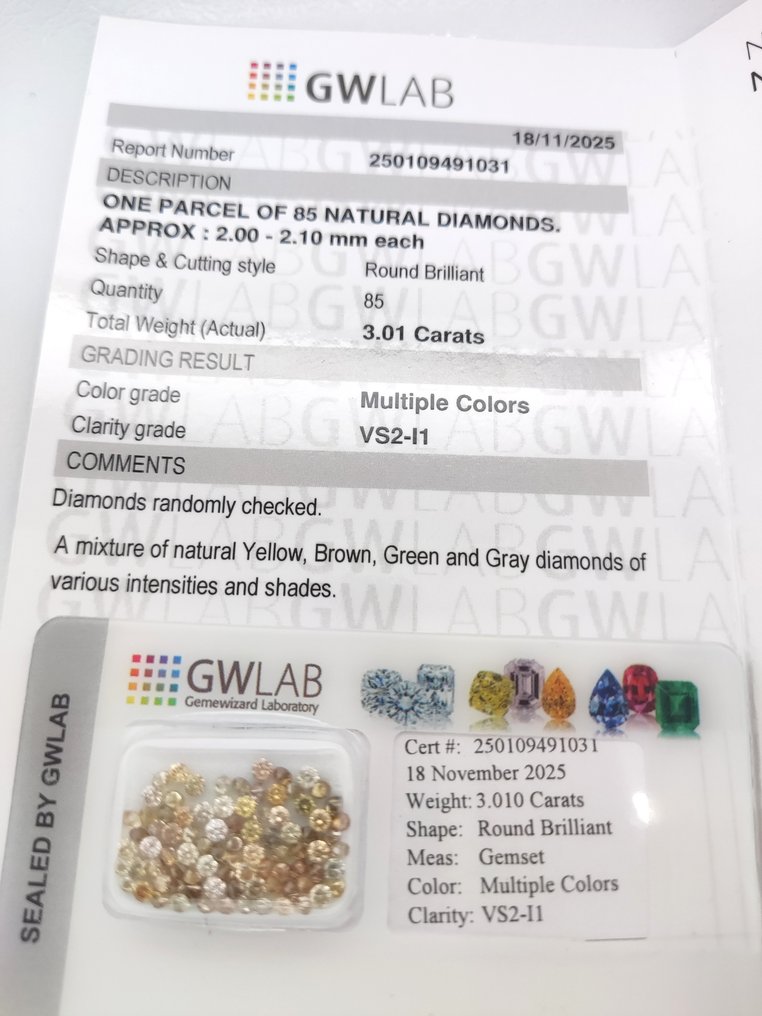 Utan reservationspris - 85 pcs Diamant (Naturligt färgad) - 3.01 ct - Rund Blandade färger - VS2, I1 - Gemewizard Gemological Laboratory (GWLab) #1.0