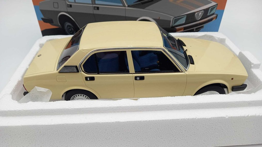 Laudoracing 1:18 - Modellino di auto - Alfa Romeo Alfetta 2.0 L 1978 - (cod.21) #3.2