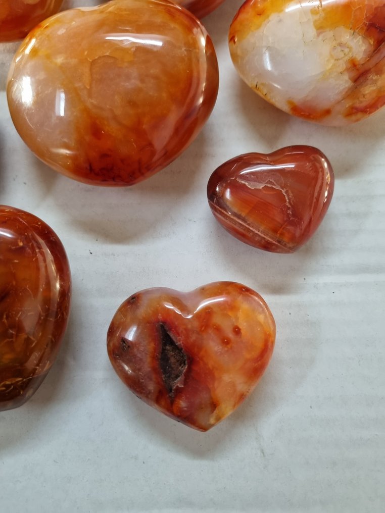 大批量，含有红玉髓心形饰品，尺寸为7.5-4.3厘米 心形- 1260 g #4.3