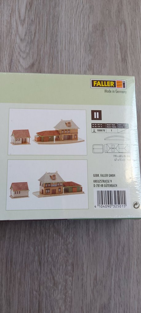 Faller N轨 - 232501 - 火车组 (1) - 沃尔德基希火车站套件，原装塑封包装 #2.1