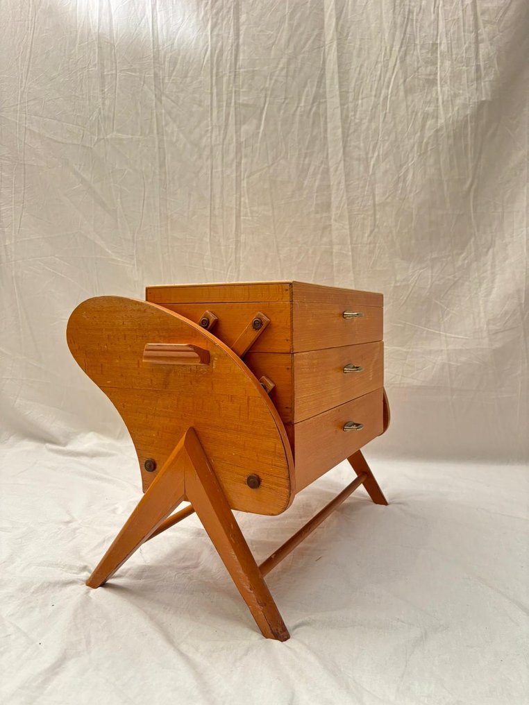 Syskrin - Retro udklappelig naaidåse, 50s accordeonform - Træ #4.3