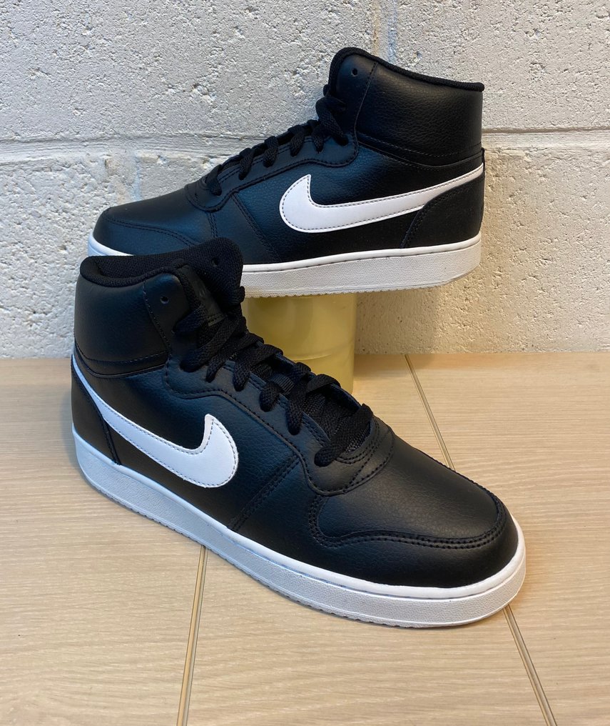 Nike - Sneakers - Size: EU 41 - New with tags #1.0