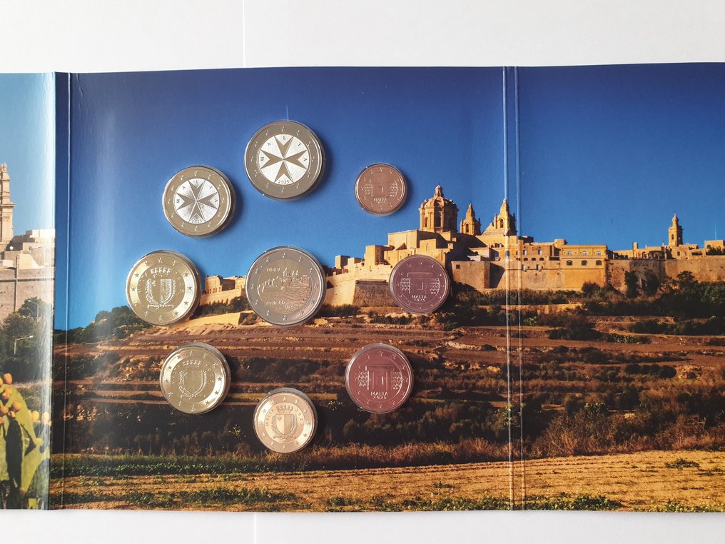 Malta. Year Set (BU) 2023/205 (3 sets) (Ingen reservasjonspris) #3.2