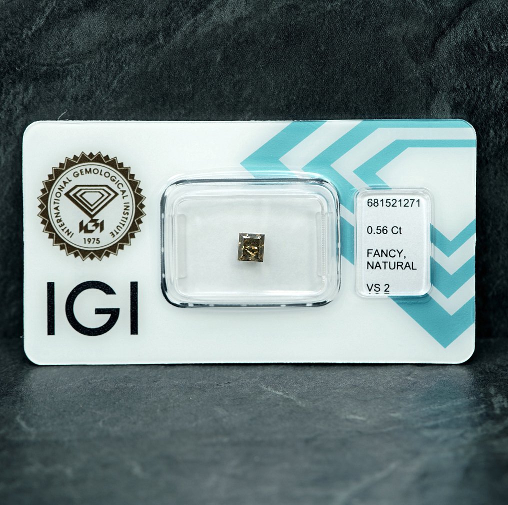 1 pcs Diamant (Couleur naturelle) - 0.56 ct - Carré - Fancy Brunâtre Jaune - VS2 - International Gemological Institute (IGI) #1.0