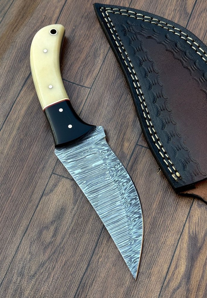 Nóż kuchenny - Nóż kuchenny - nóż stołowy - wzór Damascus Fyer 10/95 i 15N20, róg buffalo z kością camal. - drewno - Azja #3.2