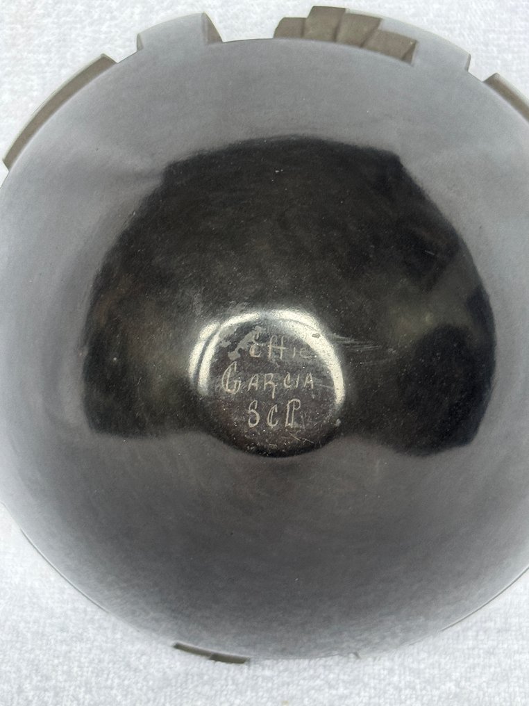 Schwarzgebrannter Topf (Blackware) - Effie Garcia - Santa Clara - U.S.A. #3.2