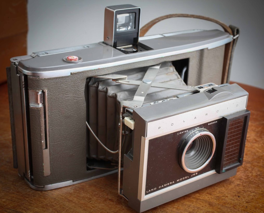 Polaroid Land Camera Model J66  avec une sacoche Instant camera #3.2