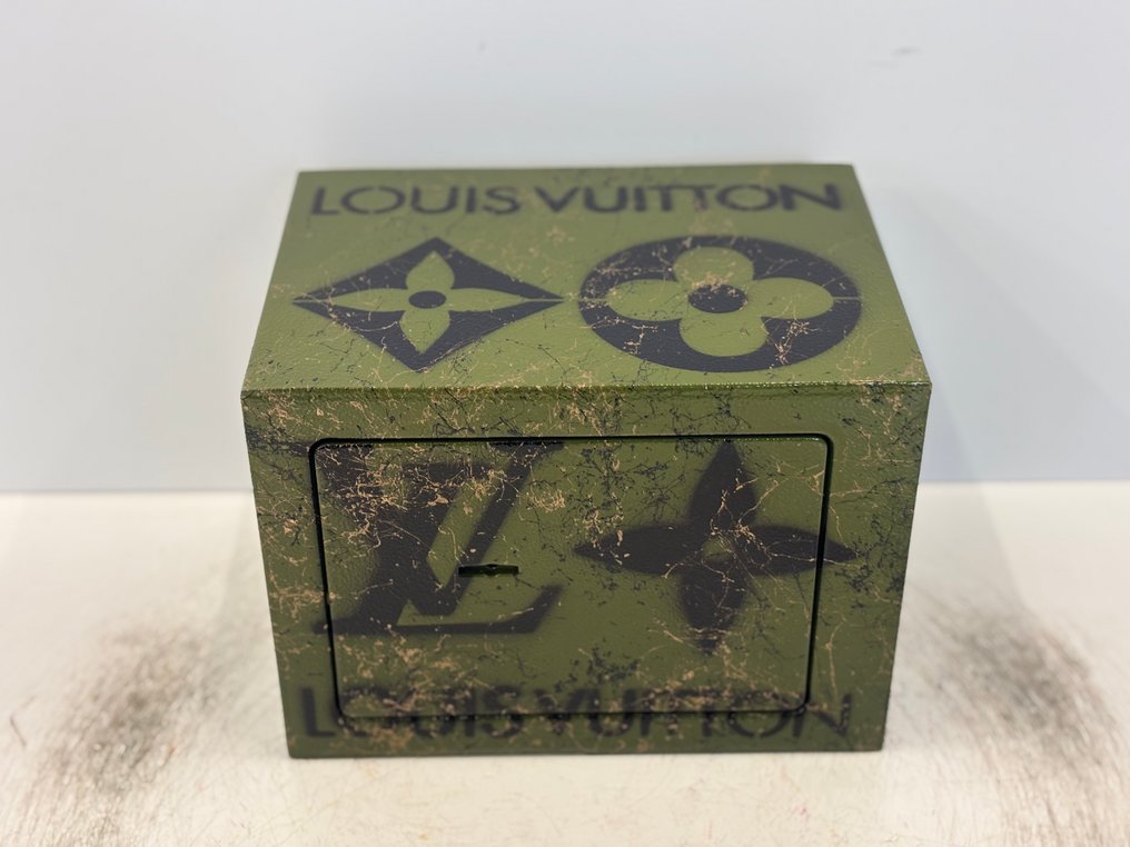 Rob VanMore - LV Vault #2.1