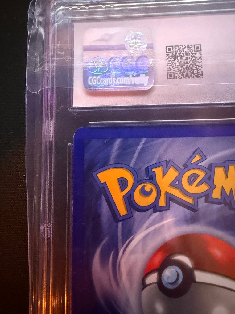 Pokémon - 1 Graded card - Charizard 4/102 Foil - CGC 8 - WOTC - Base set #3.2