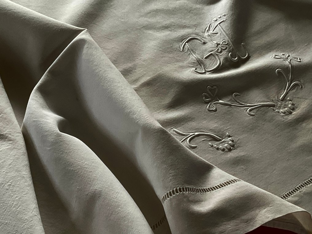 Vroeg 20e eeuws linnen beddengoed met initialen G.L. - Textiel  - 3.2 m - 2.2 m #3.2