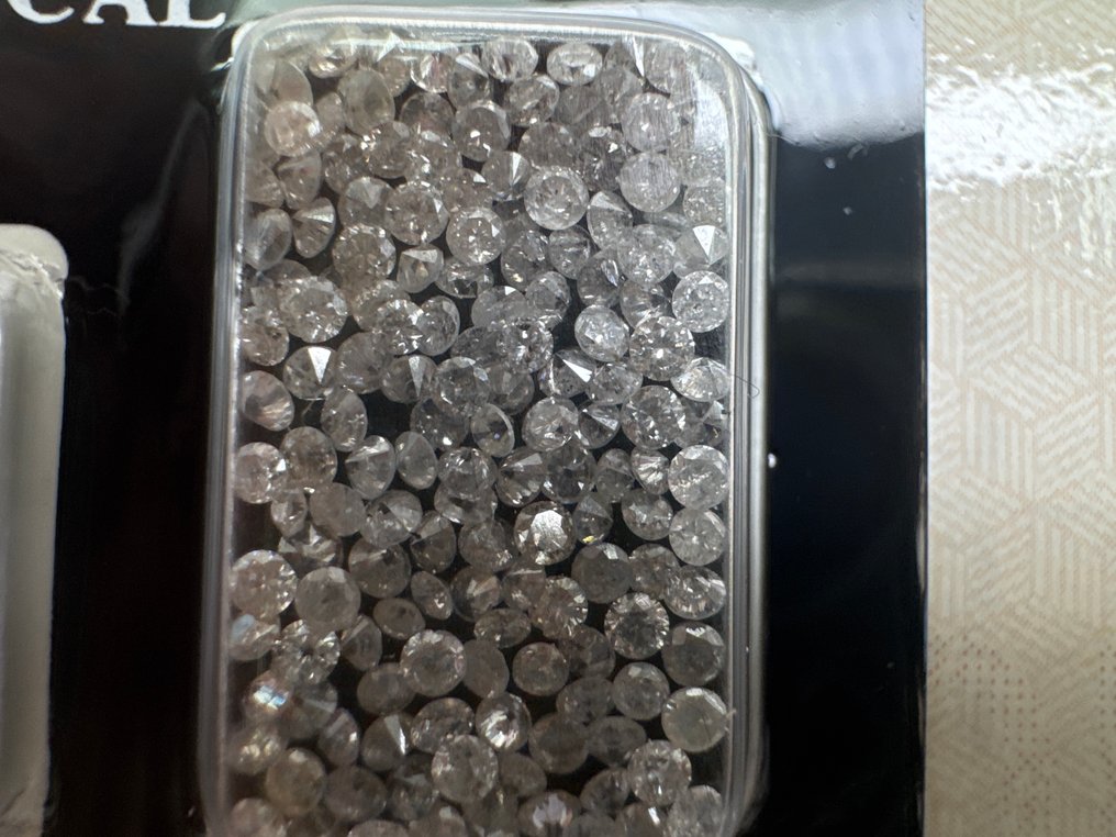 没有保留价 - 154 pcs 钻石 (天然) - 3.52 ct - 圆形 - D (无色), E, F, G - VS1 轻微内含一级, I1 内含一级, VS2 轻微内含二级 - 以色列宝石中心(G.C.I.) #1.0