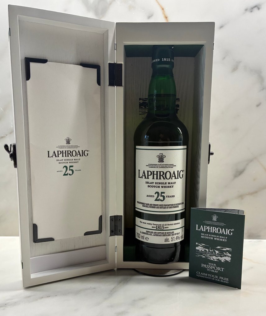 Laphroaig 25 years old Cask Strength - 700ml #1.0