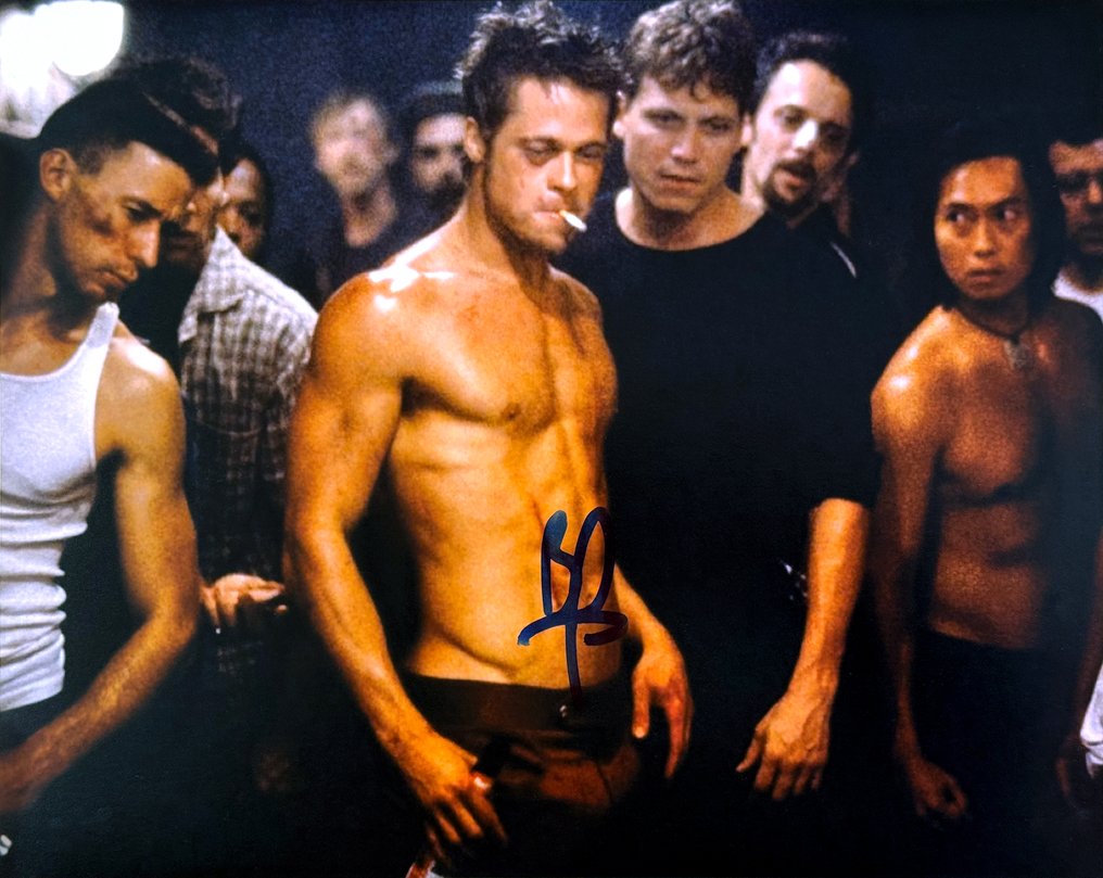 Brad Pitt (Tyler Durden) – Authentic Autographed Photo from “Fight Club” – Autograph with COA #1.0