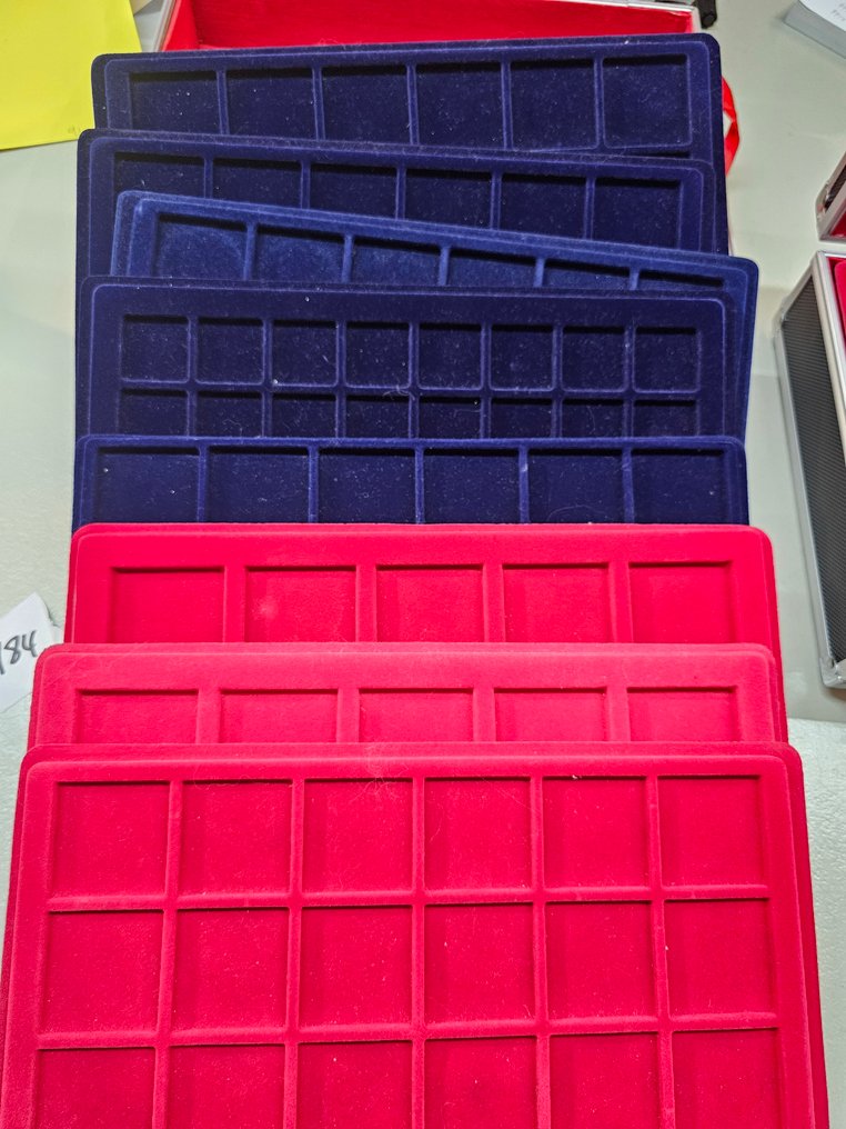 2 x Koffertje metalen rand met 8 trays/koffer - Schatulle (2) - Kunststoff #3.2