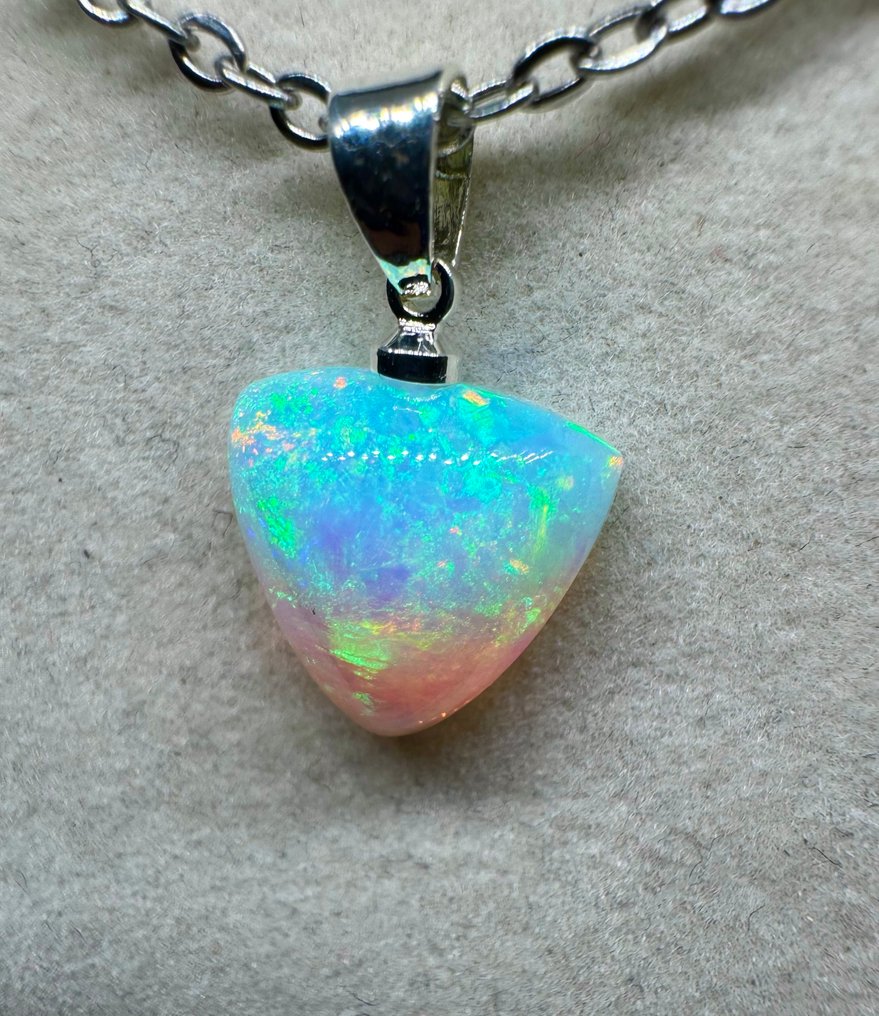 Opal wisiorek - Wysokość: 21 mm - Szerokość: 12.5 mm- 0.92 g - (1) #1.0