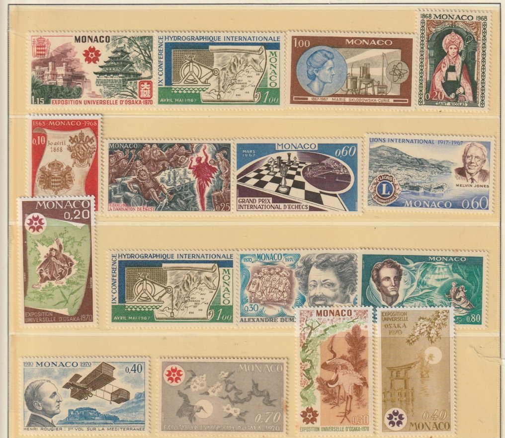 Monaco 1895/1966 - Monaco-N 2 -- Important and Large collection of 235 Stamps - Neufs et sans charniere. Series, bloc et de belles valeurs #3.2