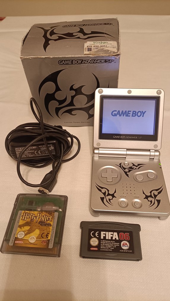 Nintendo - Gameboy Advance SP - Limited Tribal Edition - Video game console + games - In original box #1.0