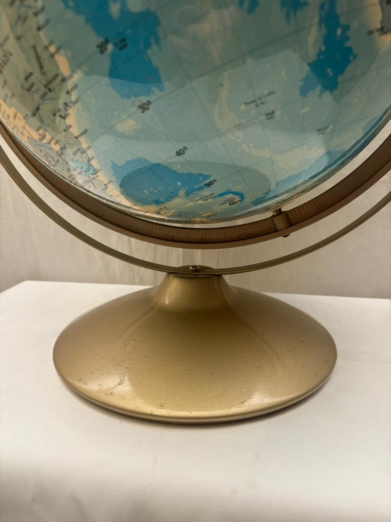 Globe - Retro Jaren 60 Globe - 1970-1980 #3.2