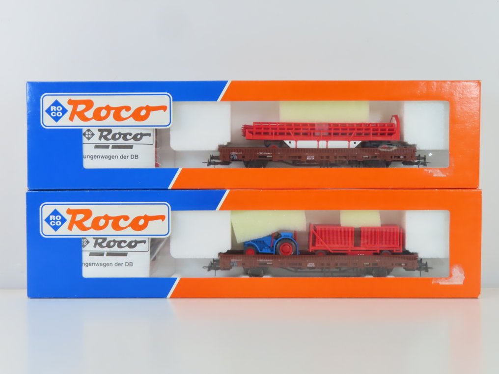 Roco H0 - 47499/47498 - Godsvagn för modelltåg (2) - 2x 2-axlade rongenwagens med last (Agrifordon). - DB #3.2