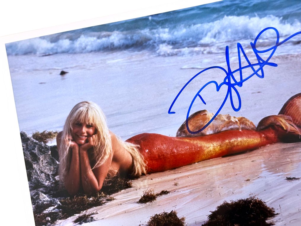 Daryl Hannah – Authentic Signed Photo from “Splash” (1984) – Autograph with COA #1.0