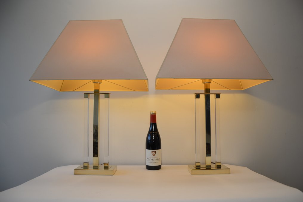 Candeeiro de mesa - Latão, Perspex, Linho - Um par de luminárias de mesa grandes (72 cm) #1.0