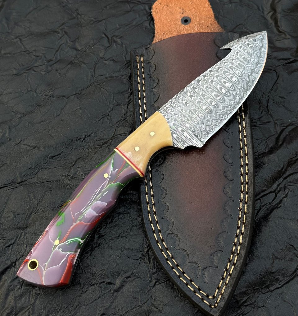 厨刀 - 厨房刀，餐桌刀，Fayer花纹。手工刀，大马士革刀片，木柄。 - 亚洲 #1.0