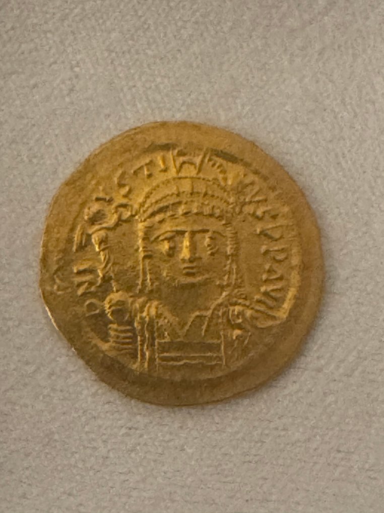 Império Bizantino. Justin II (AD 565-578). Solidus (Sem preço de reserva) #1.0