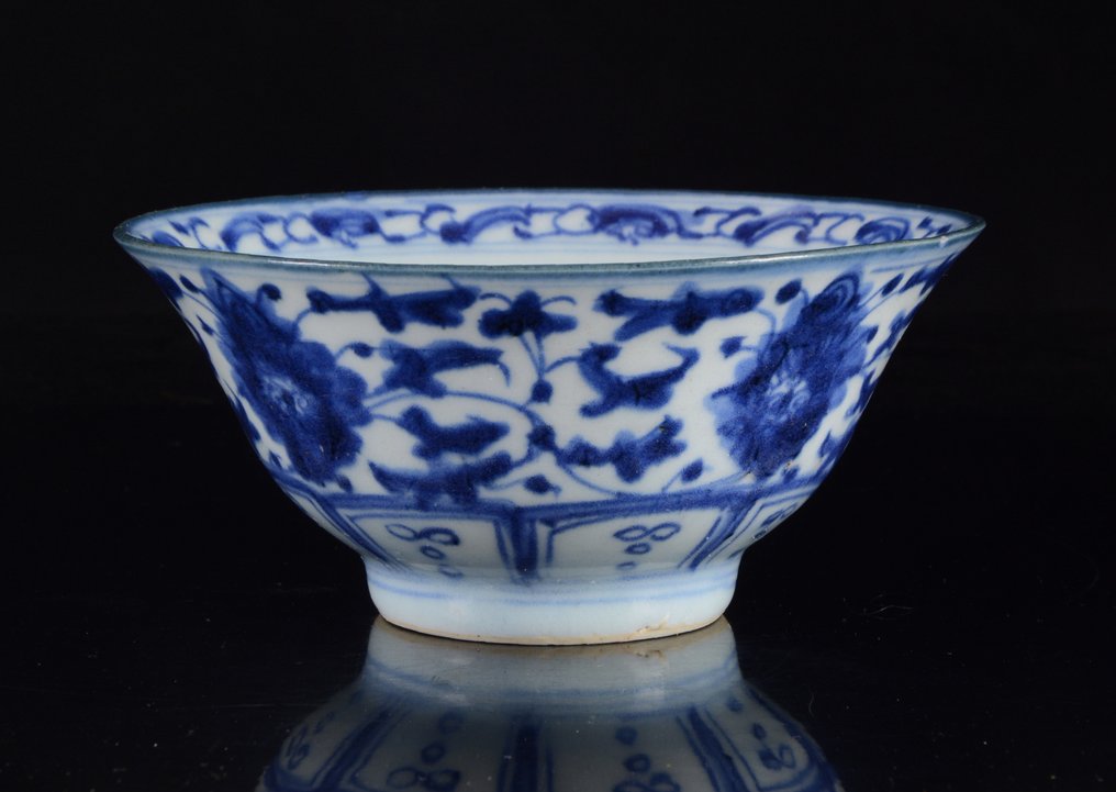 一对大型中国蓝白花卉碗（2个）——无底价 - 瓷 - 中国 - 清朝，道光时期（1820-1850年），19世纪 #3.2