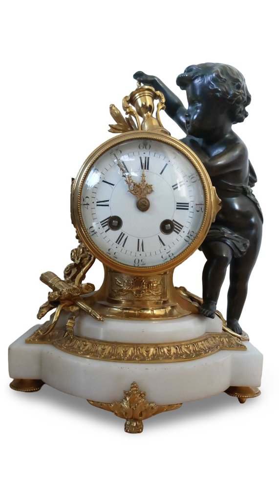 Figural mantel clock Louis XVI Style Marble - 1850-1900 #1.0