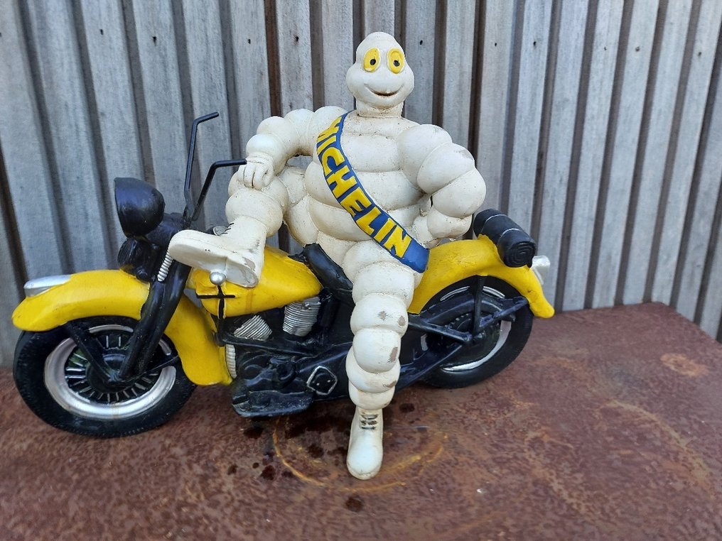 Statue, Bibendem op motor - 33 cm - polyresin #4.3