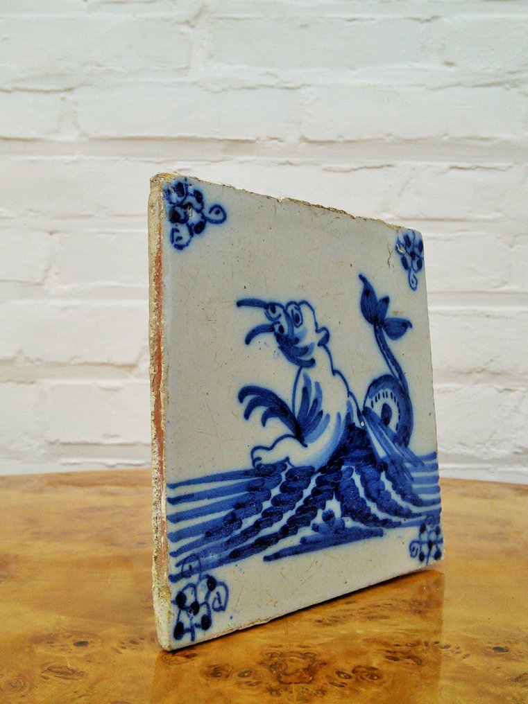  Tile - Zeewezen met slagtanden / Walrus - 1650-1700  #3.2