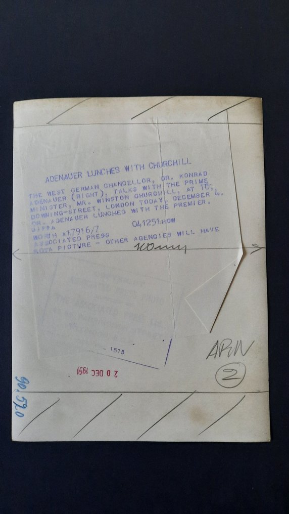 Press London - 2 Photographies Winston Churchill avec Adenauer 1951 #4.3