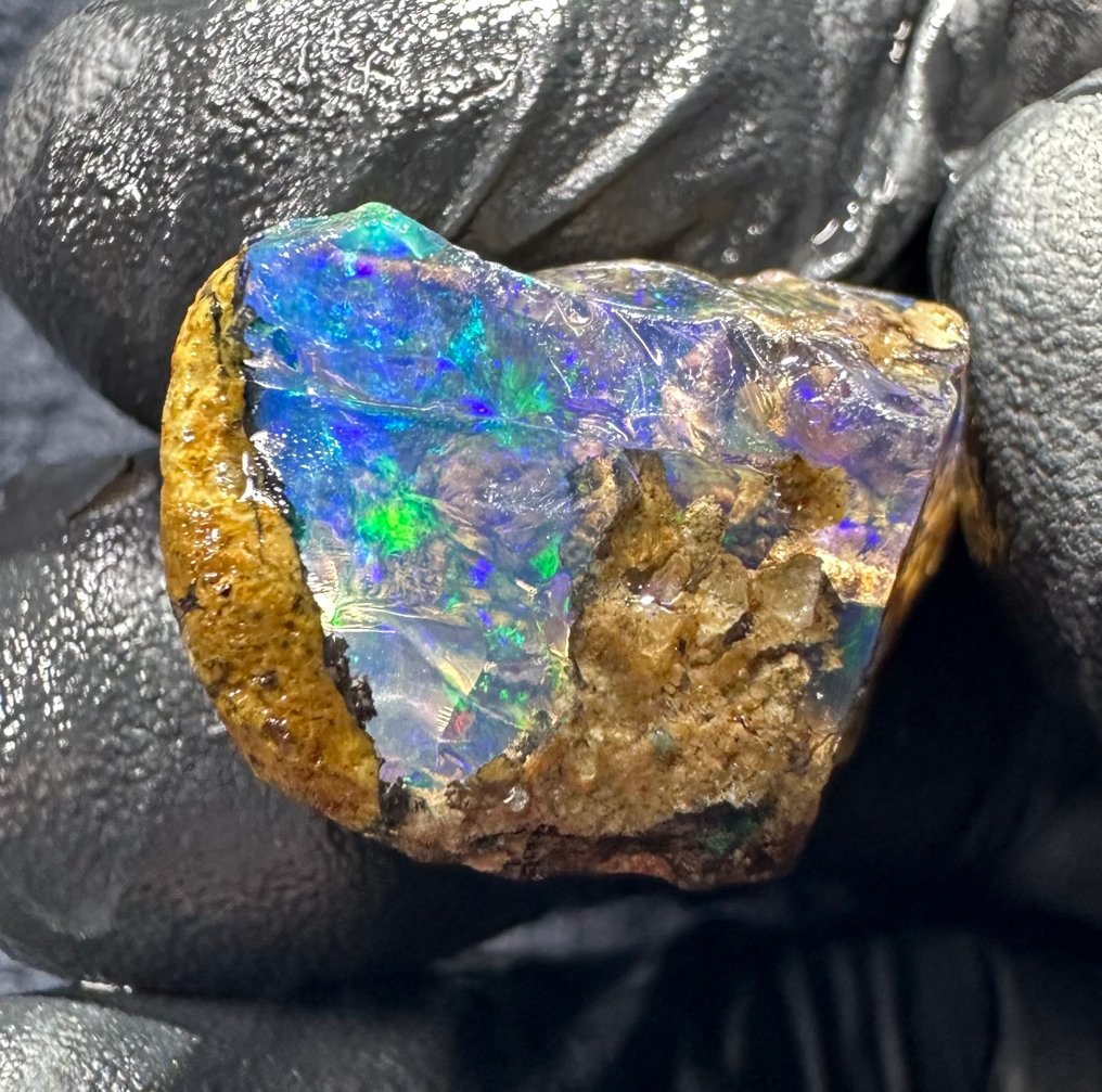 31ct Kristál Ópál Durva- 6.2 g #1.0