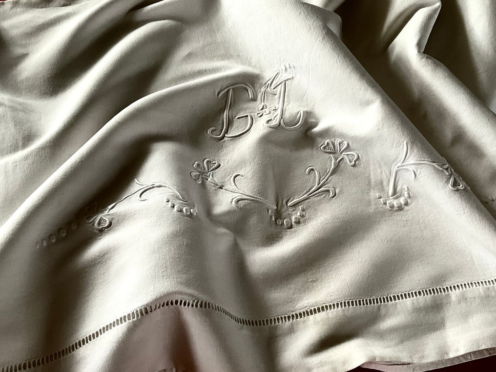 Vroeg 20e eeuws linnen beddengoed met initialen G.L. - Textiel  - 3.2 m - 2.2 m #1.0
