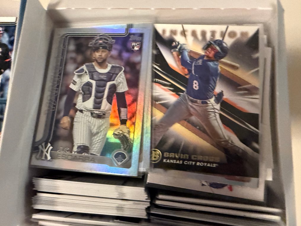 2025 - Topps – 730 μαζικές κάρτες στα Αγγλικά, 700+ MLB κάρτες – Topps Chrome, Update, Inception – ΠΟΛΛΕΣ #1.0