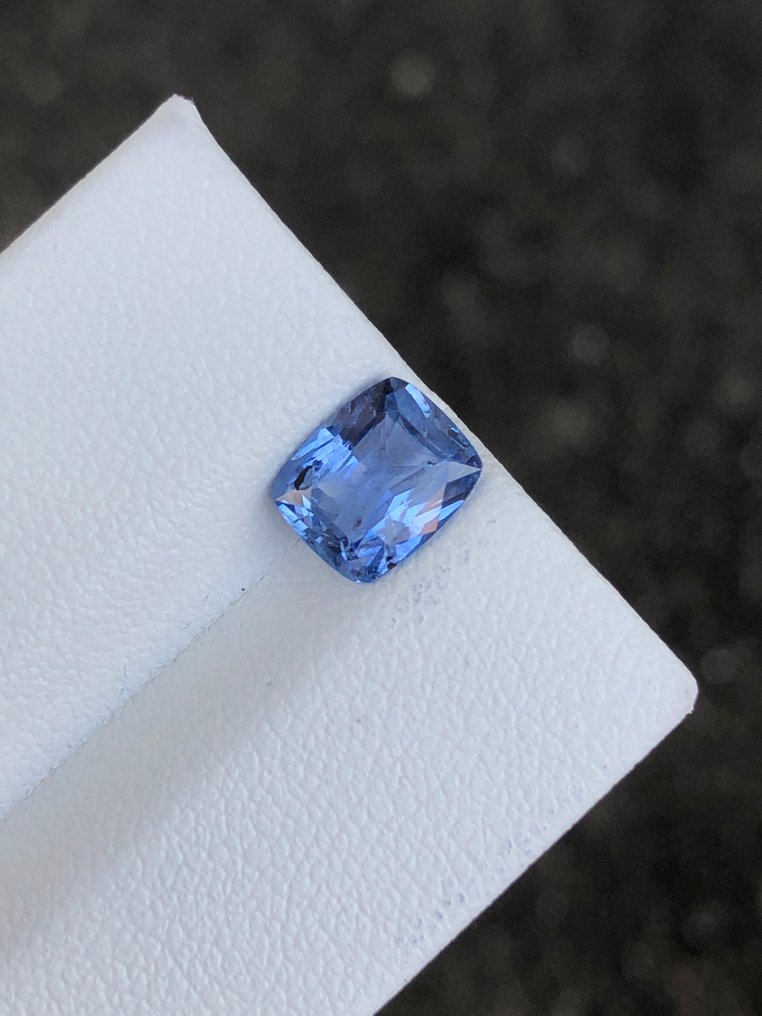 1 pcs Blauw Saffier - 1.73 ct - nternational Colored Gemstone Association (ICA GemLab) #2.1