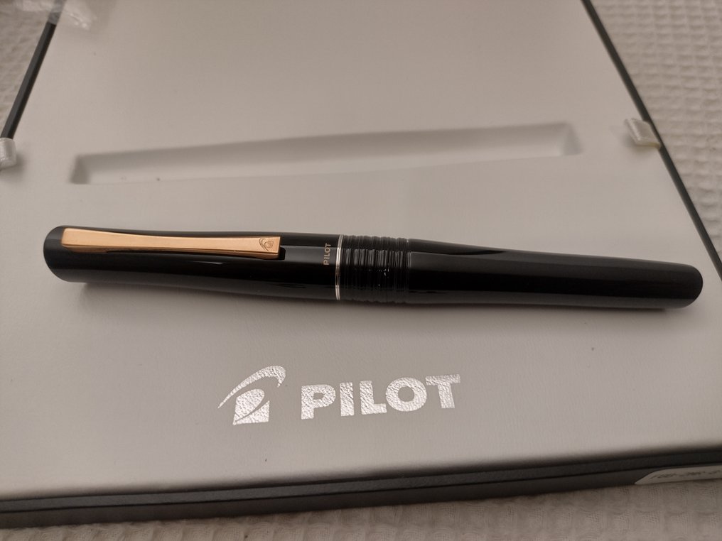 Pilot - Bamboo/FBB2MR-DR-B - Ingen mindstepris - Fyldepen #1.0