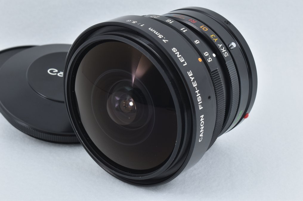Canon fish-eye lens FD 7.5mm f/5.6 Analogt kamera #1.0