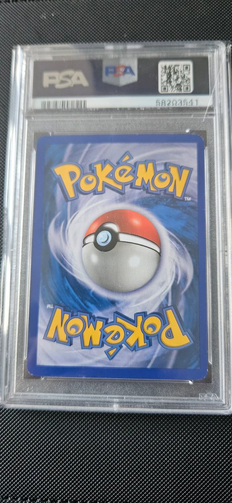 Pokémon - 1 Graded card - Tyranitar #H28 Holo - PSA 8 - WOTC - Aquapolis #1.0