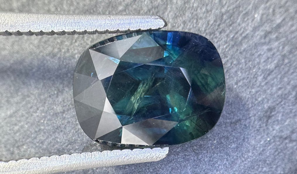 dwukolorowy Szafir - 4.97 ct - Antwerp Laboratory for Gemstone Testing (ALGT) #3.2
