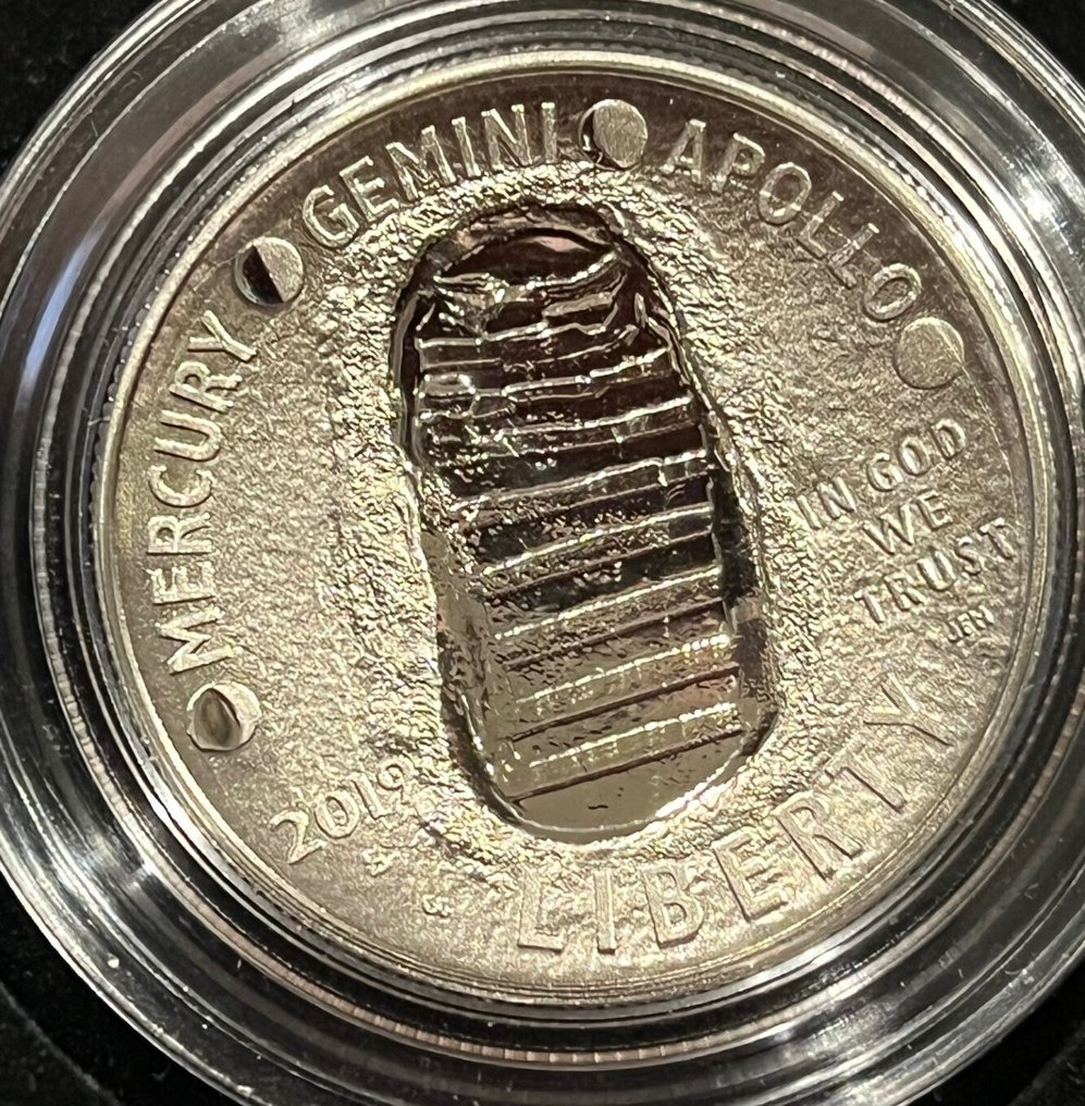 Αυστραλία. 5 Dollars/Half Dollar 2019 Proofset Apollo 11 Moonlanding  (χωρίς τιμή ασφαλείας) #4.3