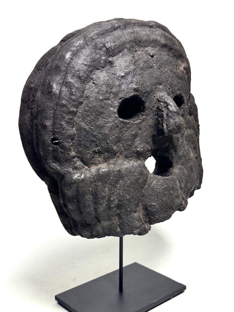 Maschera 'Fog eater' - Nepal (Senza Prezzo di Riserva) #2.1