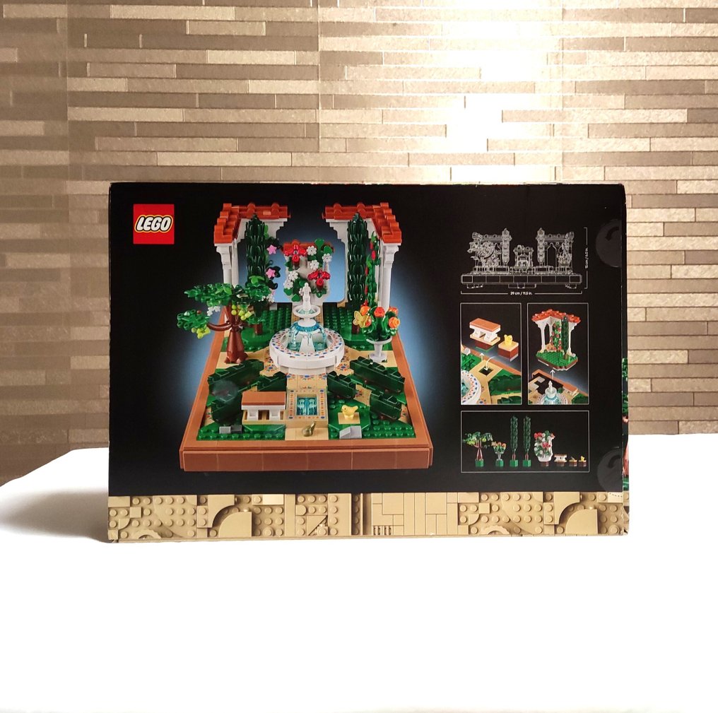 Lego Set - 10359 - Icons - le Jardin Andalou #1.0