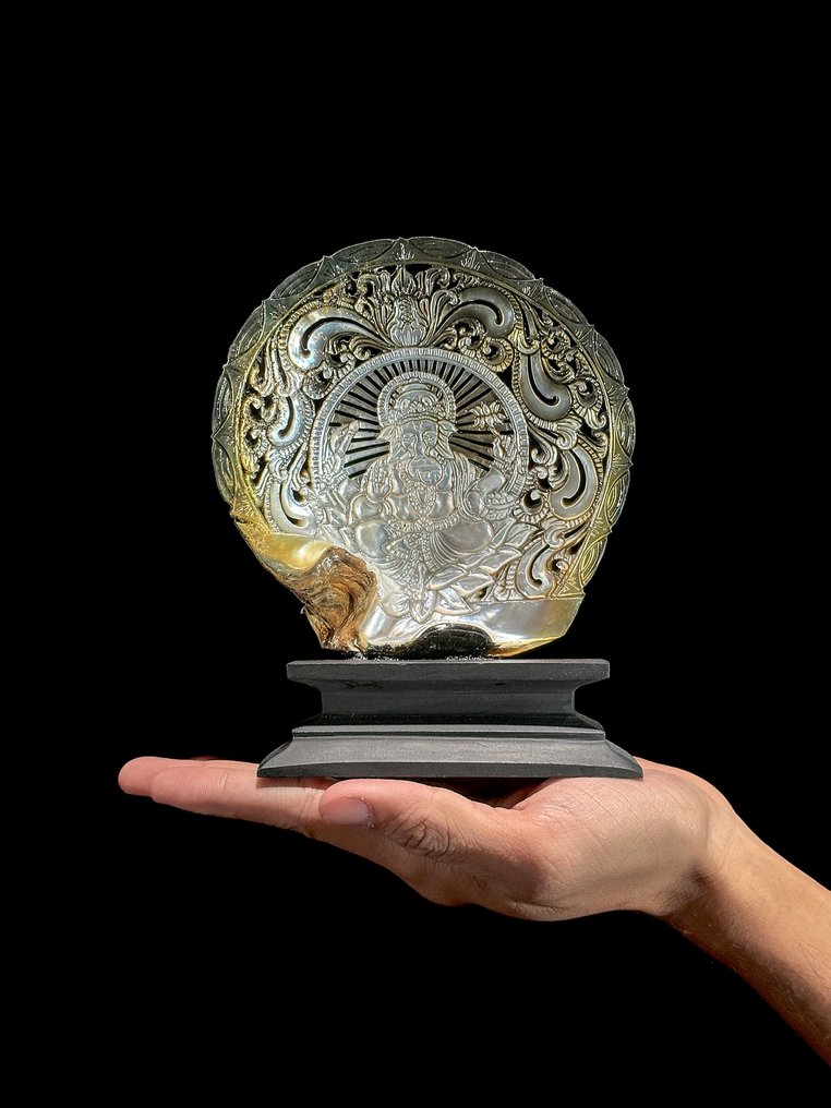 精细雕刻的珍珠母贝壳 - Ganesha 图案 貝殼 - Pinctada Maxima (沒有保留價) #1.0