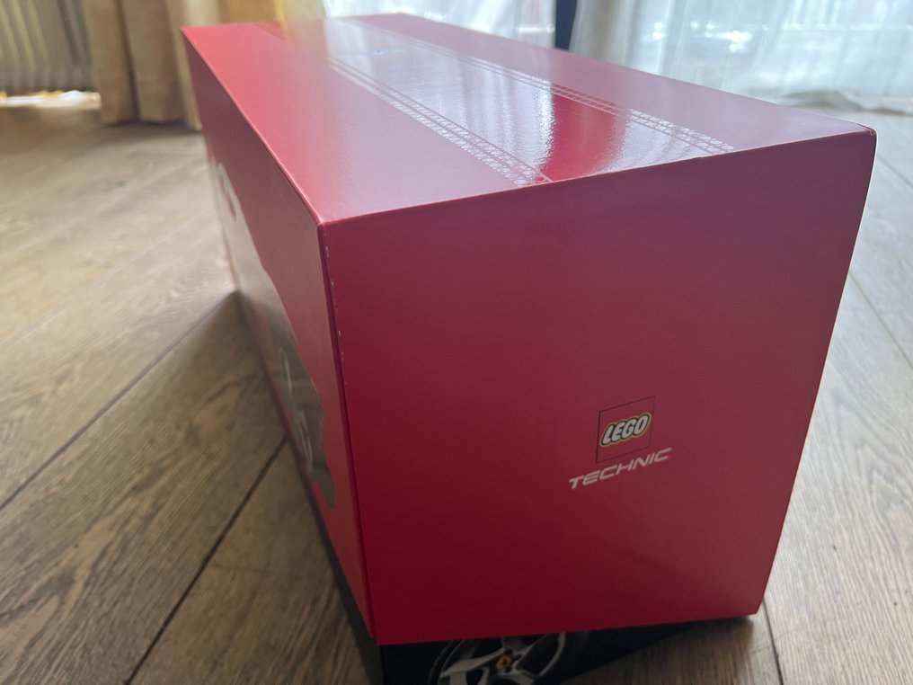 LEGO Set - 42143 - Technic - Ferrari Daytona SP3 #2.1