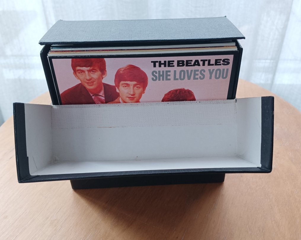 The Beatles - The Beatles 1992 UK CD Singles Box Set CD BSCP 1 VG++/Exc. - Multiple titles - CD - 1992 #4.3