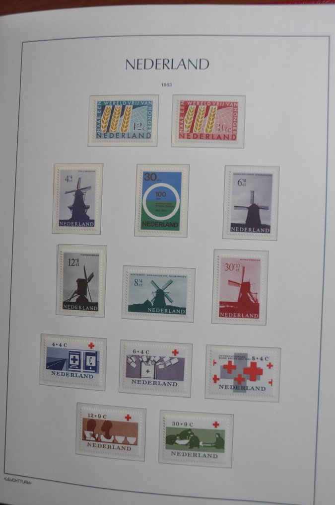 Ολλανδία - Φρέσκια συλλογή σε 3 πολυτελή άλμπουμ Leuchtturm με κασέτες + μια άδεια πολυτελής ταινία Leuchtturm. #4.3