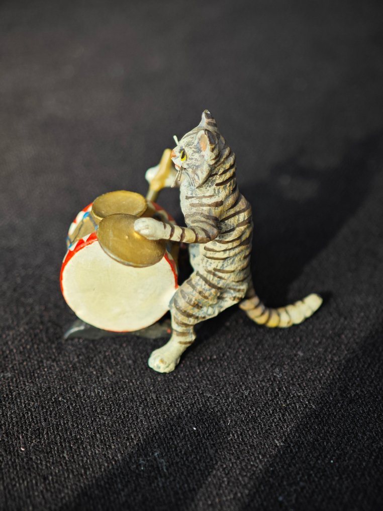 Fritz Bermann - Figurka - Drummer cat playing drums - Brąz malowany na zimno #1.0