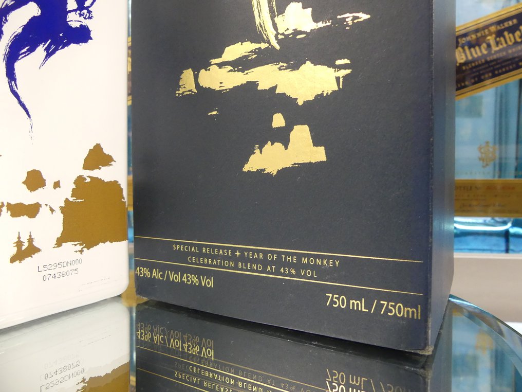 Johnnie Walker Blue Label Celebrating Year of the Monkey from 2016 / Thailand Edition - 750ml #2.1
